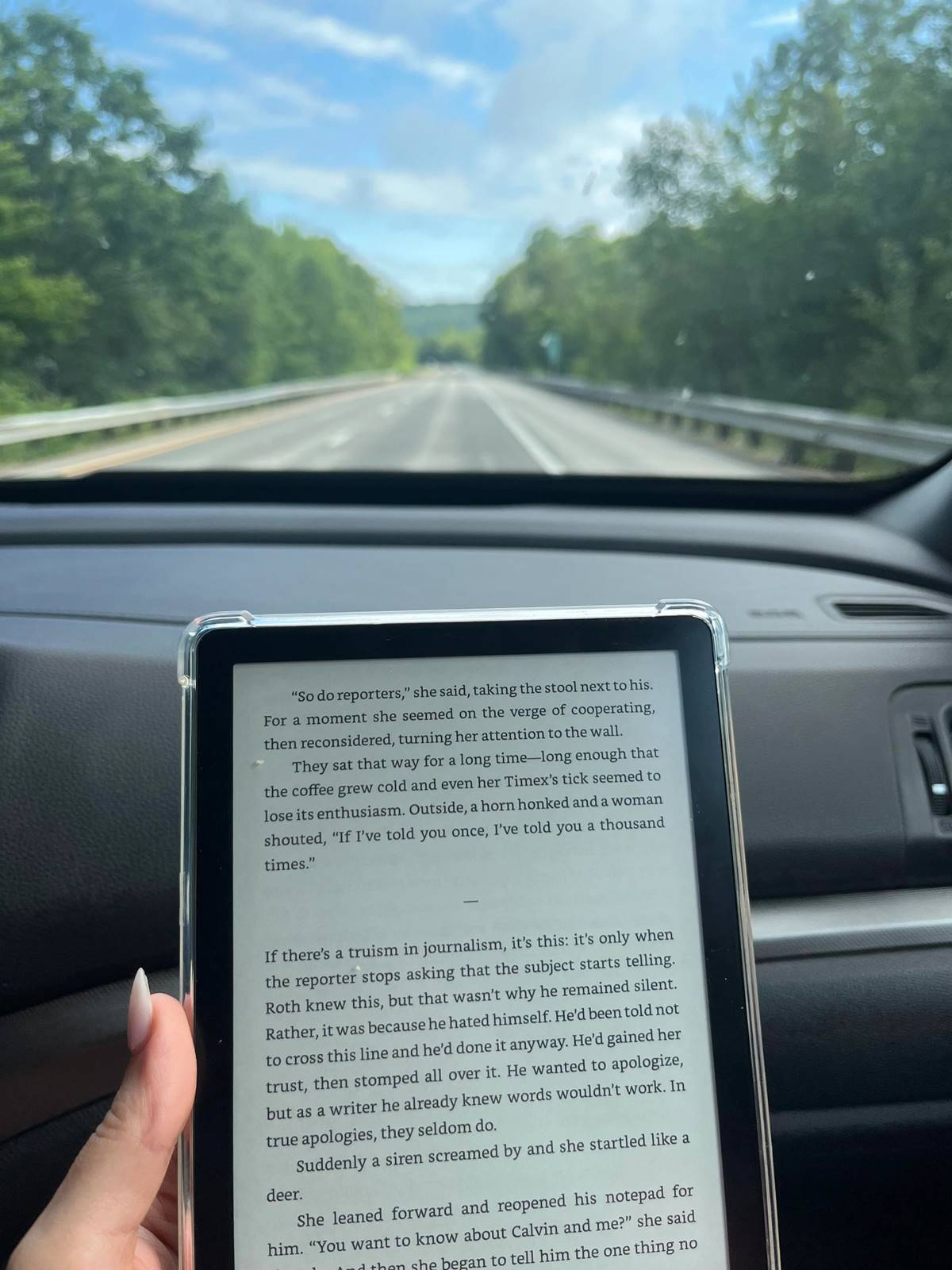 Ler livros no ônibus ou no carro faz mal para as vistas?