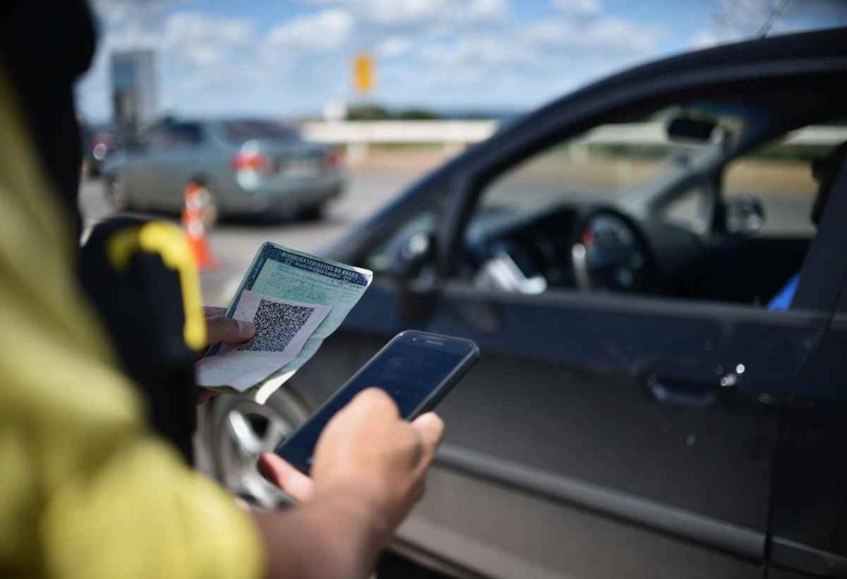 Veículo com Licenciamento Atrasado Pode Ser Apreendido? Saiba Agora!