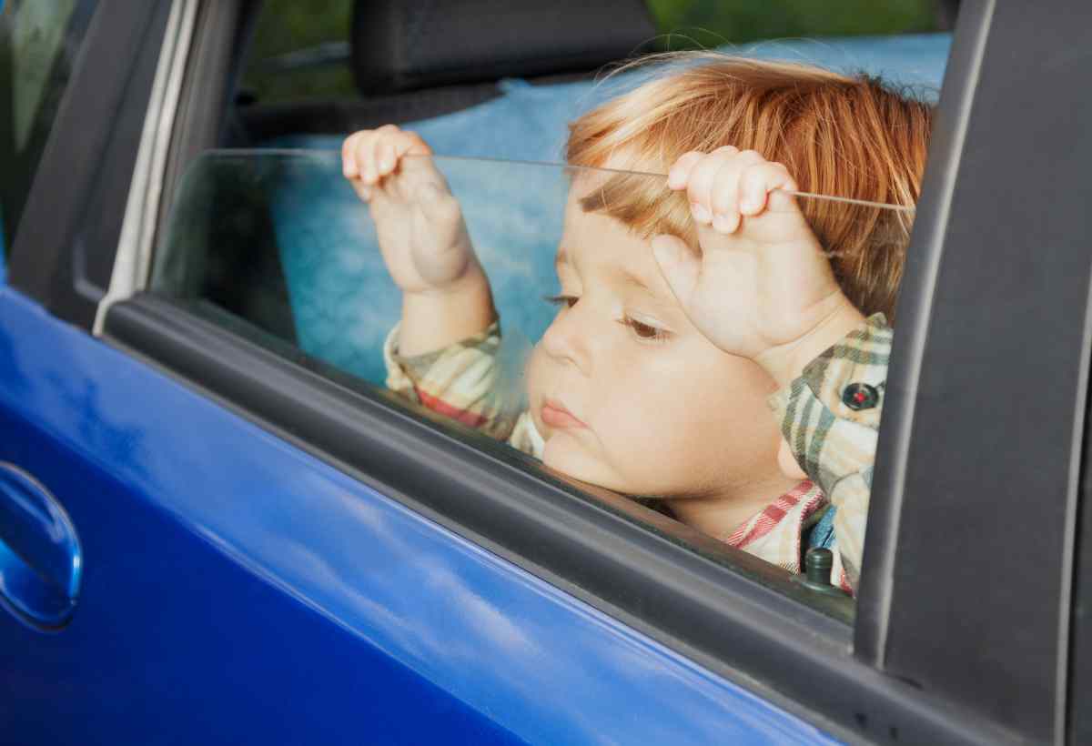 Viagens longas de carro com crianças perfeitamente preparadas